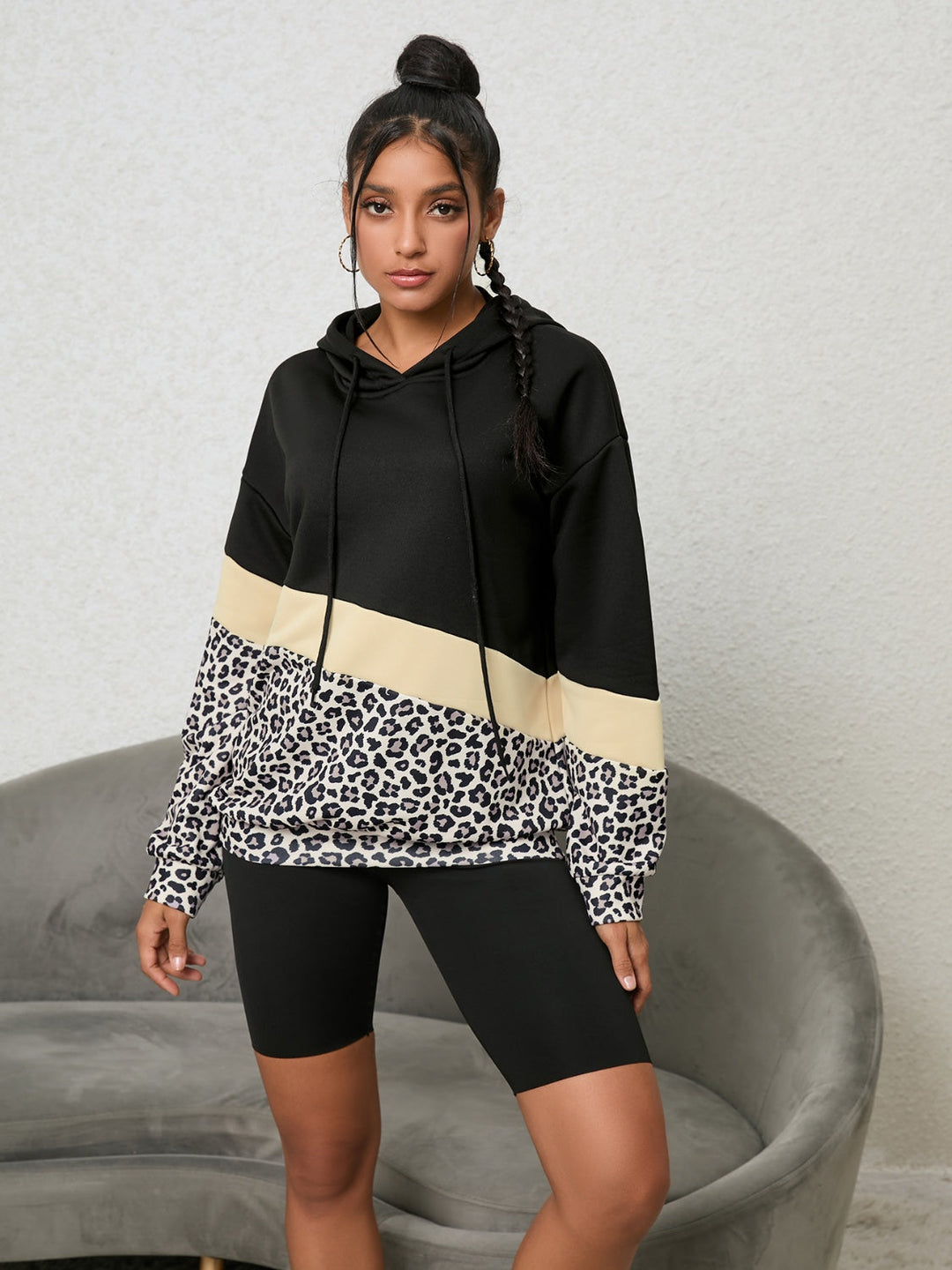 Luipaard Kleurblok Hoodie | Trendy & Comfortabel | Licht Rekbaar