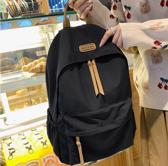 Waterdichte stadsrugzak met grote capaciteit