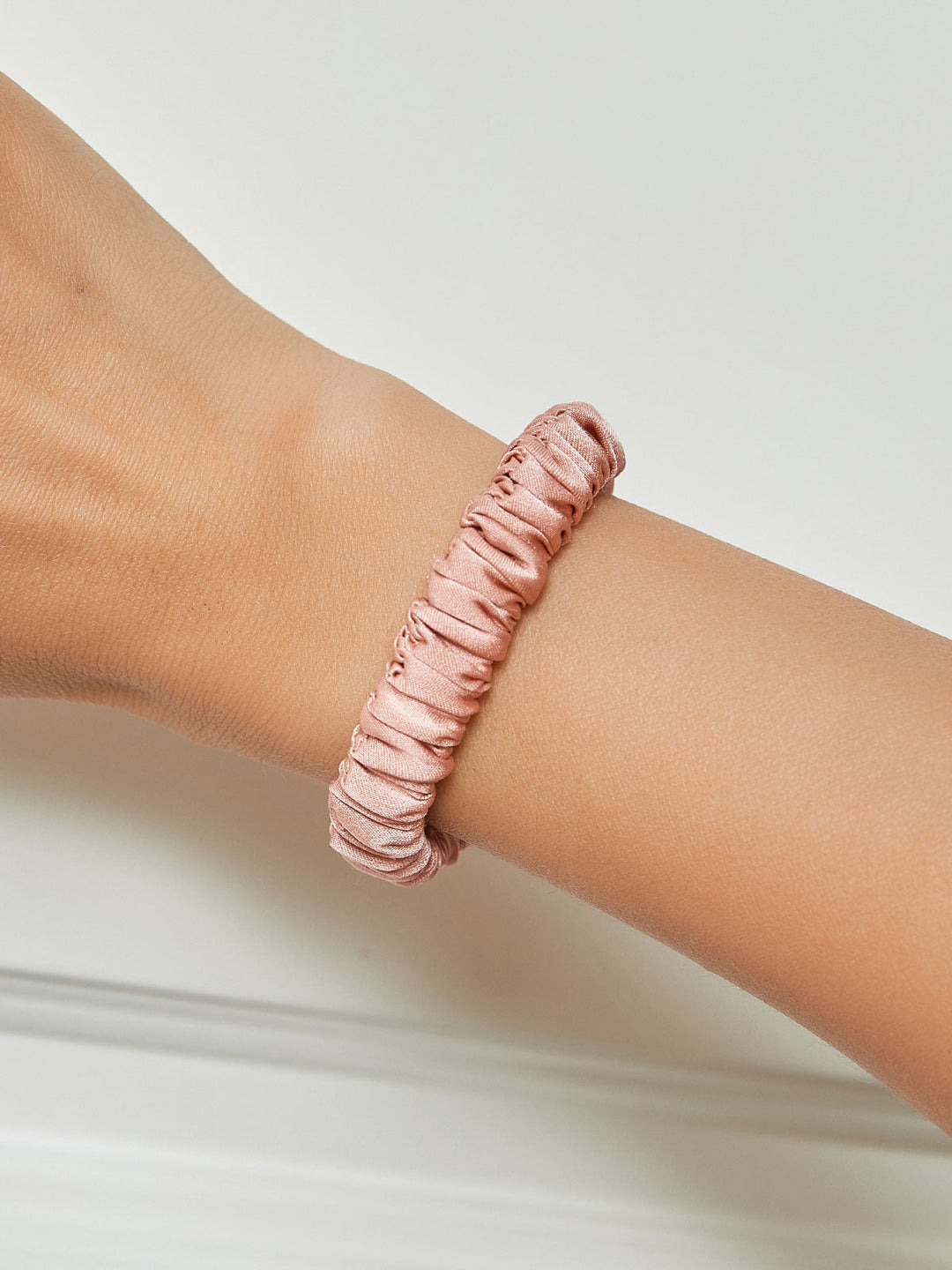 Arabelle - Delicate Stretch Design Vrouwen Scrunchie