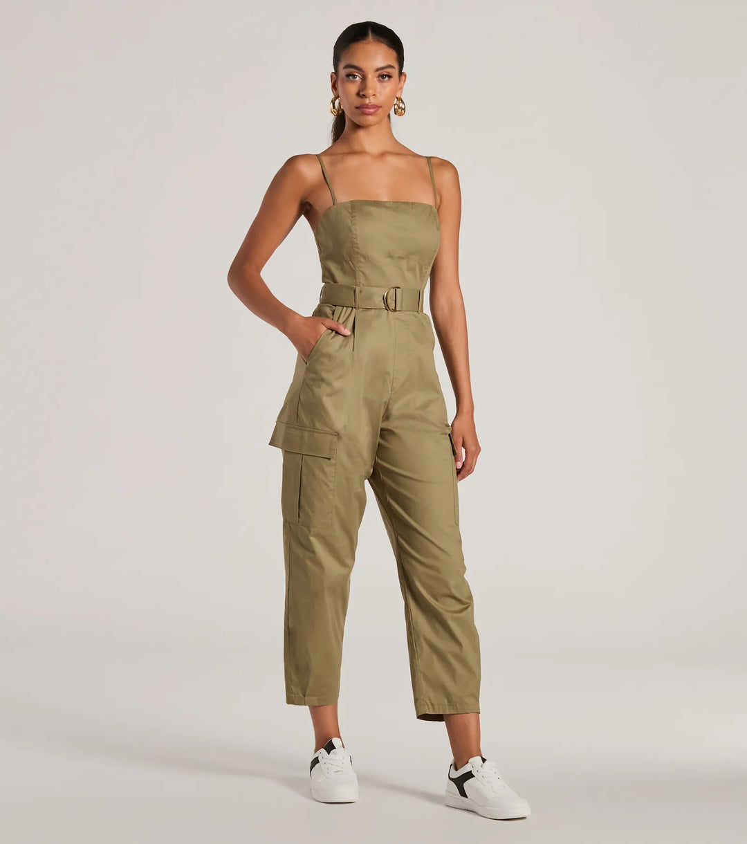 Social Outing Mouwloze Geknoopte Cargo Crop Jumpsuit