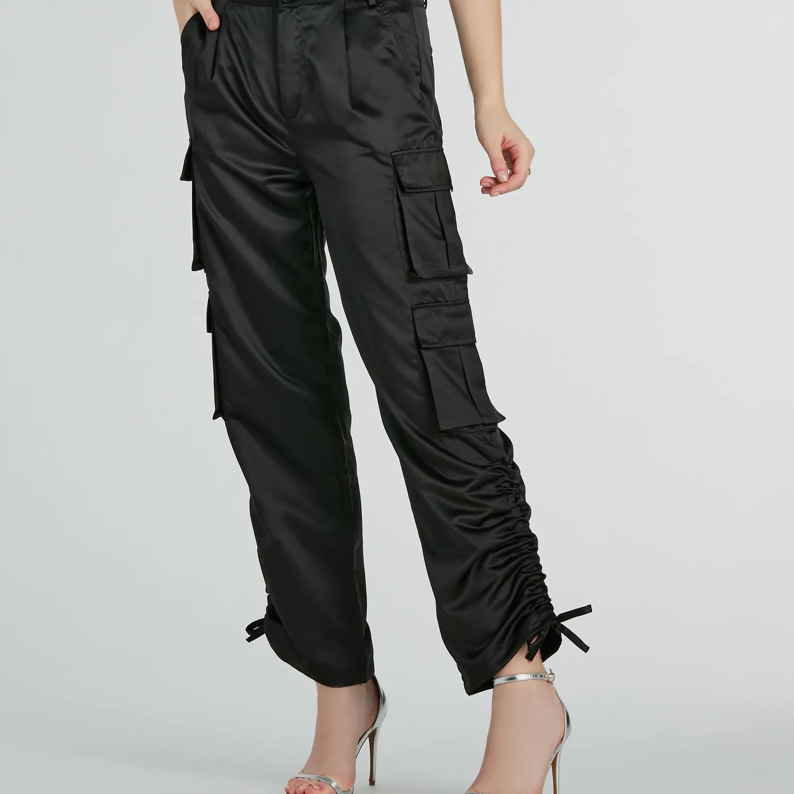 Trendy Babe Satijnen Cargo Broek