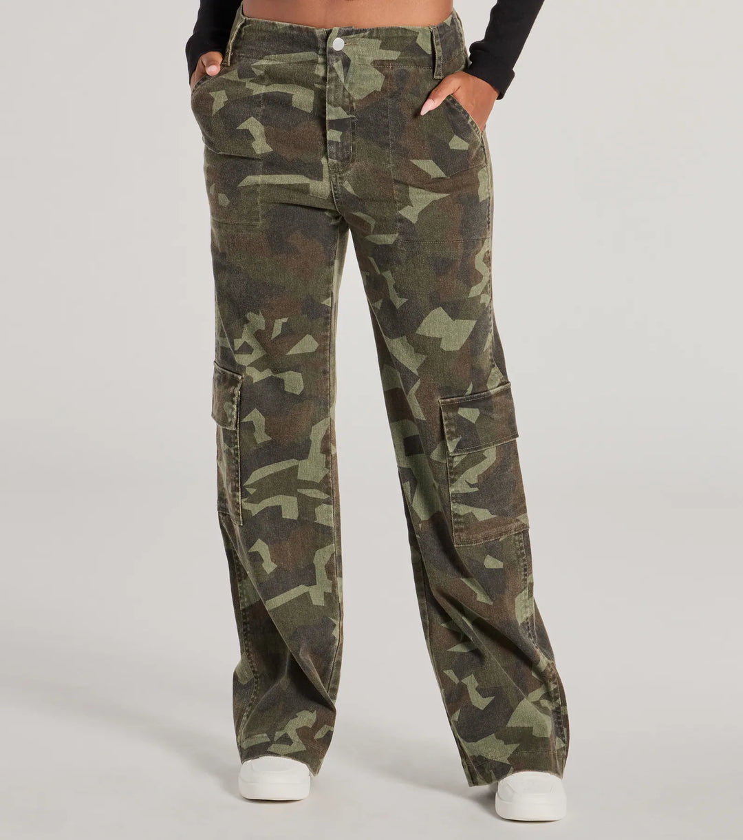 Mooi en Moeiteloos Mid Rise Camo Cargo Denim Broek