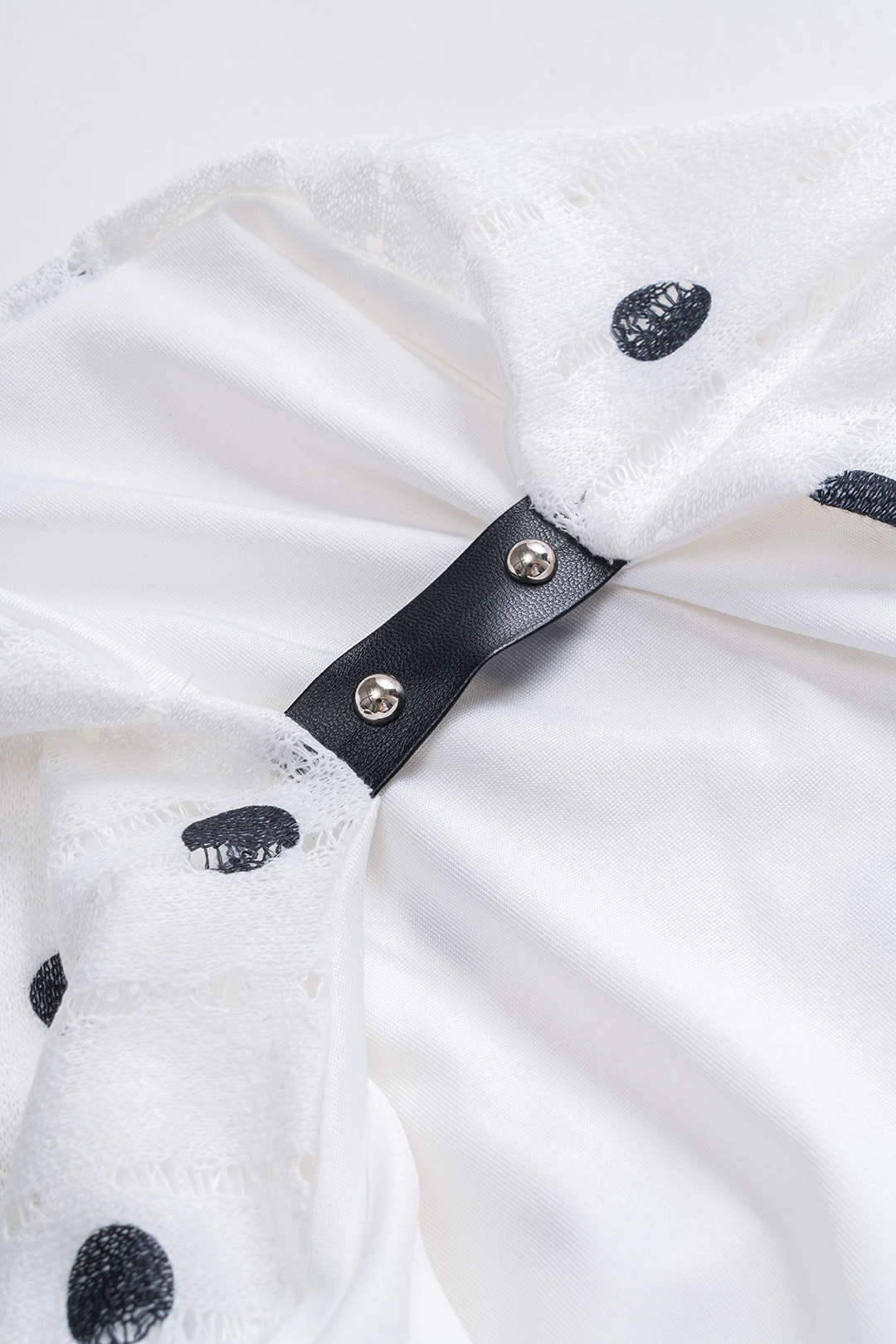 Polka Dots Patroon Kanten Rimpel Halter Nek Tie Up Rugloze Mini Jurk