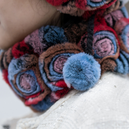 Zachte Muts met Nepbont Rand voor Dames | Ideaal voor de Winter