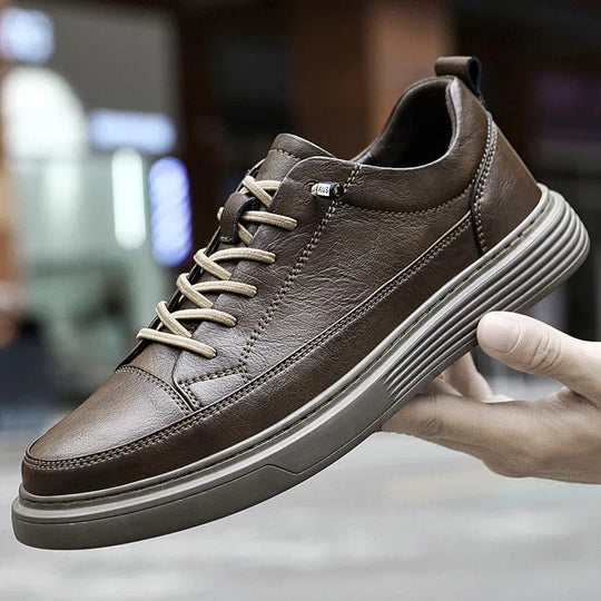 Heren Lage Sneakers met Tonale Stiksels en Vetersluiting