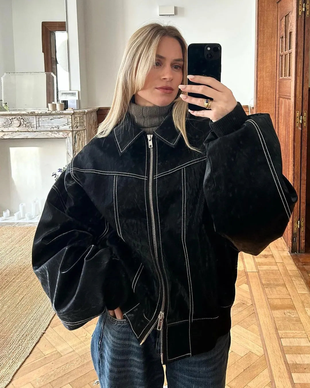 Dames Oversized Bomberjack | PU Leer met Contrasterende Stiksels | Jas met Rits en Voering