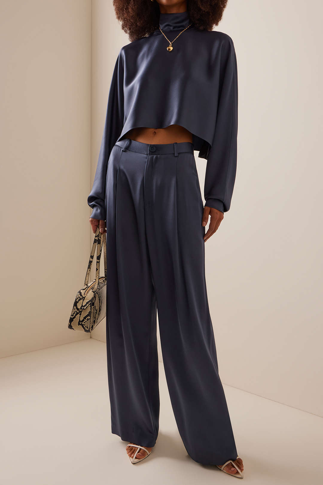 Opal - Luxe Mock Neck Dames Satijnen Shirt