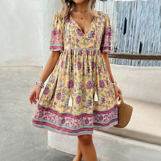 Zomerse damesjurk van viscose met etnisch patroon