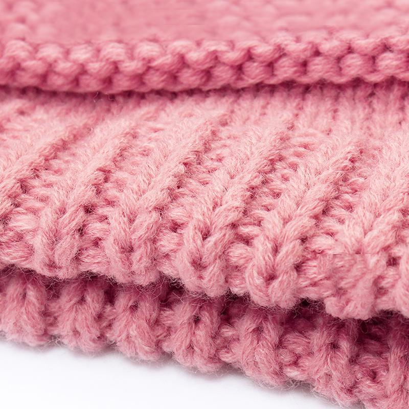 Gebreide Muts met Opening voor Paardenstaart | Ideaal voor het Koude Seizoen