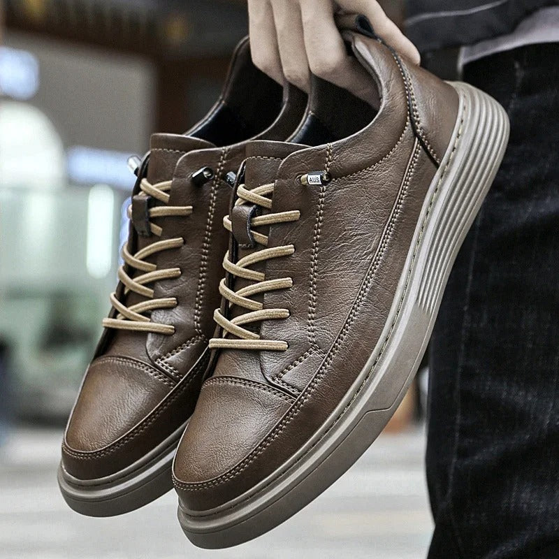 Heren Lage Sneakers met Tonale Stiksels en Vetersluiting