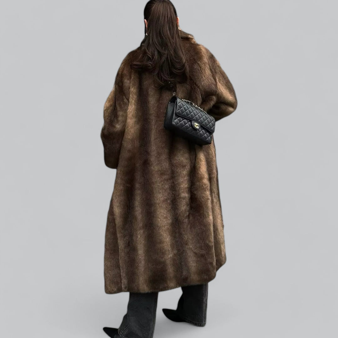 Dames Lange Faux Bont Trenchcoat | Relaxed Fit | Donkerbruin | Pluche & Warm