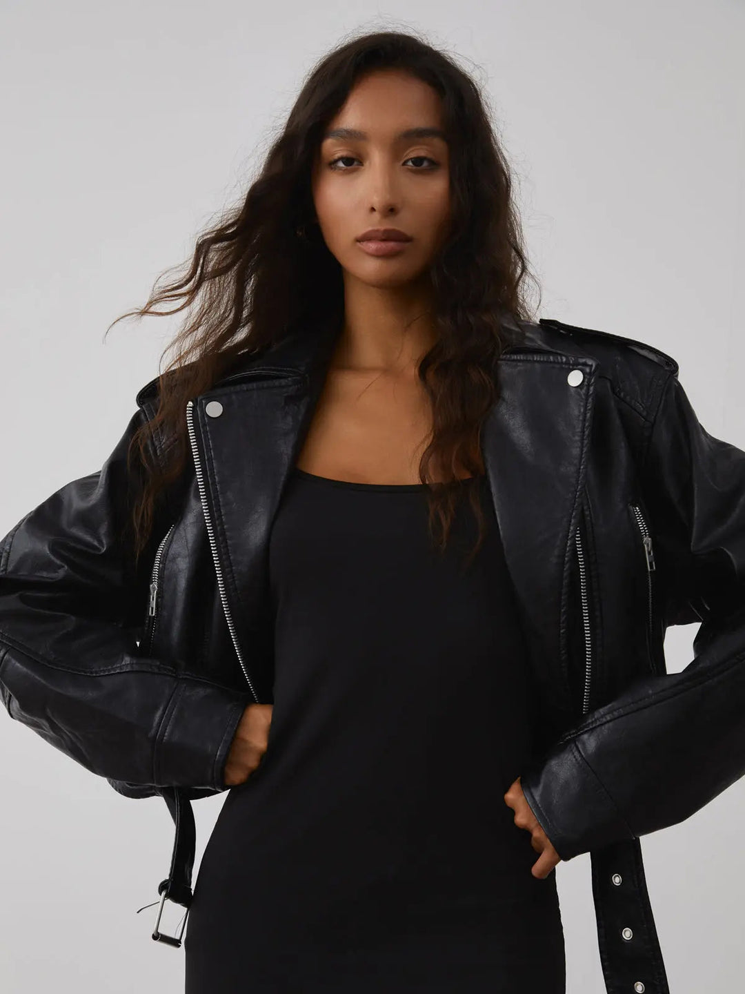 Ariana - Chic Urban Design Damesjas