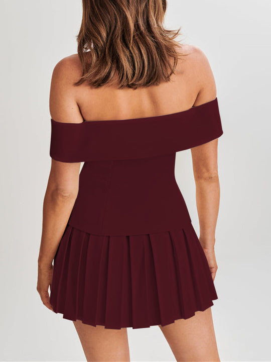 Hannelore - Geplooide Rok en Off-Shoulder Top