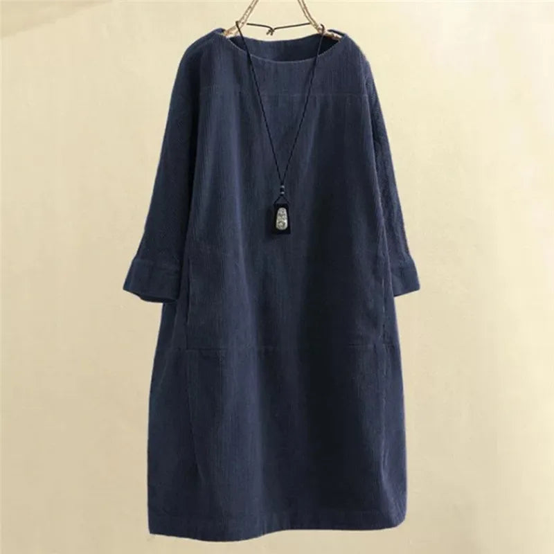 Dames corduroy jurk met een losse pasvorm