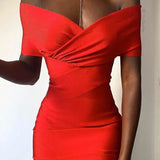 Elegante pencil jurk met blote schouders