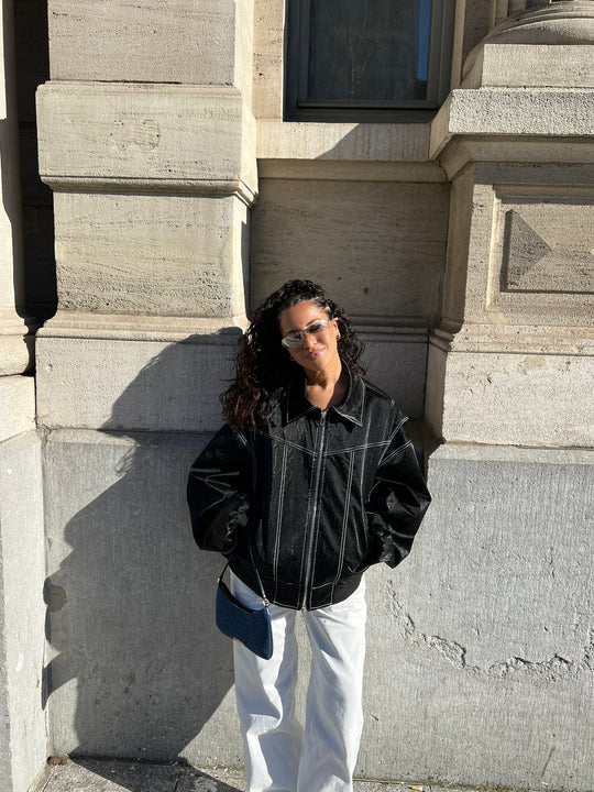 Oversized Leren Jas Dames – Trendy Semi-Leren Jacket met Rechte Pasvorm en Knoopsluiting