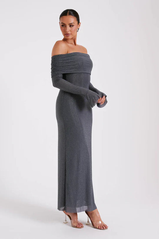 Luxe Off-Shoulder Maxi-jurk met Rhinestones – Elegant en Verfijnd