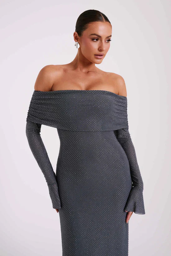 Luxe Off-Shoulder Maxi-jurk met Rhinestones – Elegant en Verfijnd