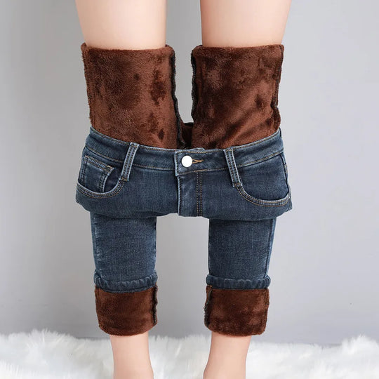 Dames verwarmde jeans voor de winter