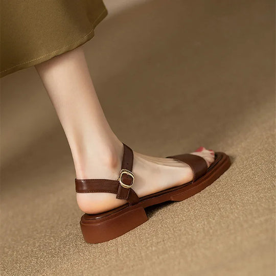 Stijlvolle Dames Sandalen met Lage Hak en Band