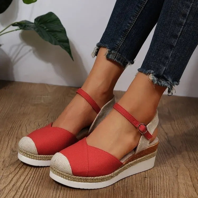 Dames sandalen op espadrille platform met bandje