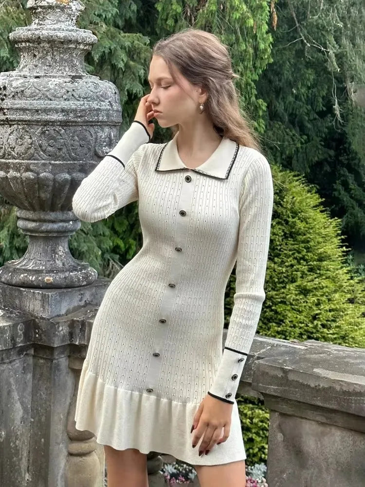 Dames getailleerde midi-jurk met ruffles en lange mouwen