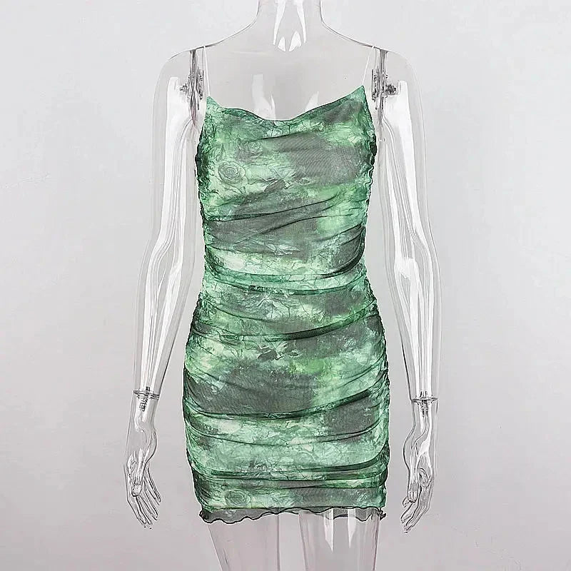 Groene Mini Jurk met Asymmetrische Halslijn