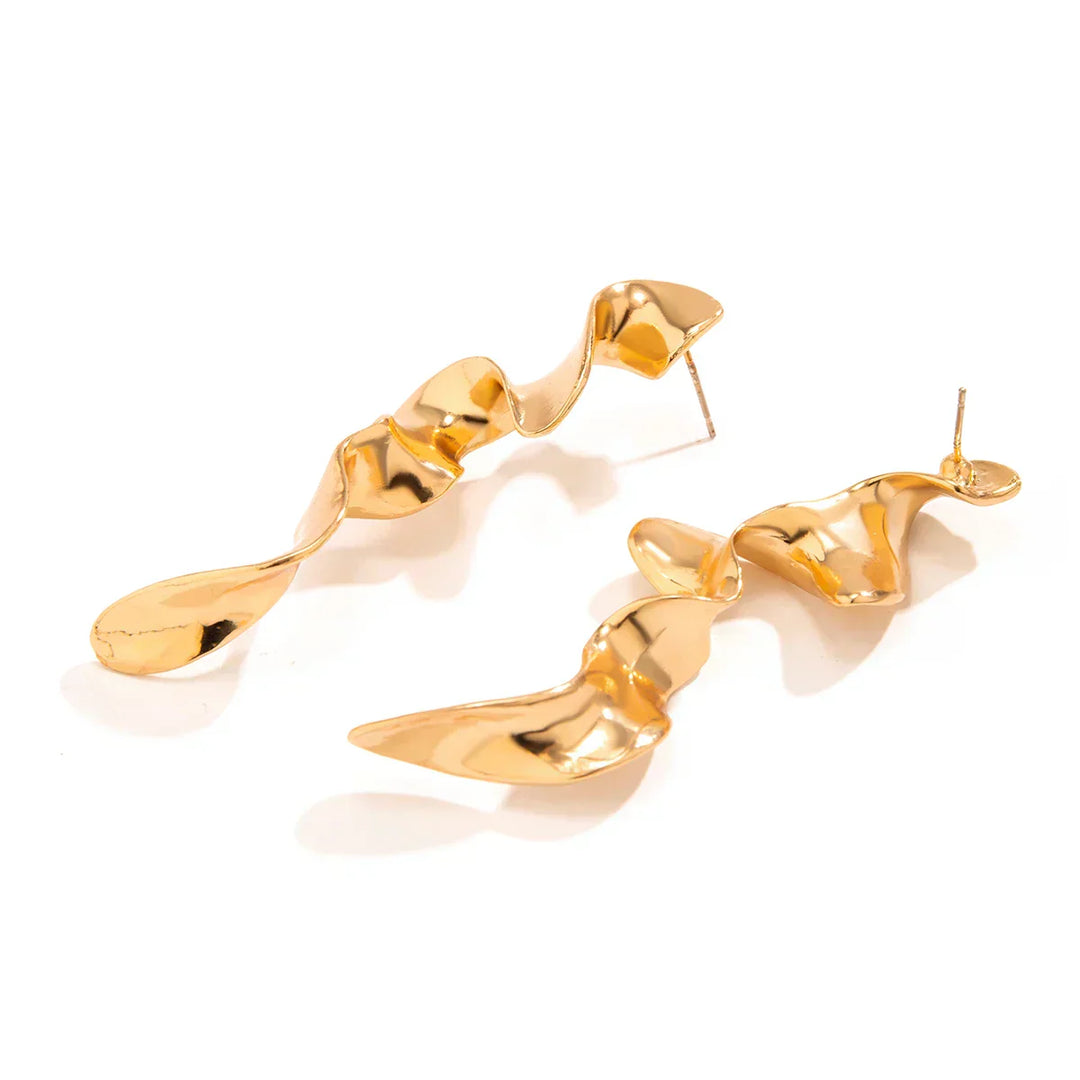 Annelou | Elegante Golvende Hangende Oorbellen voor Vrouwen