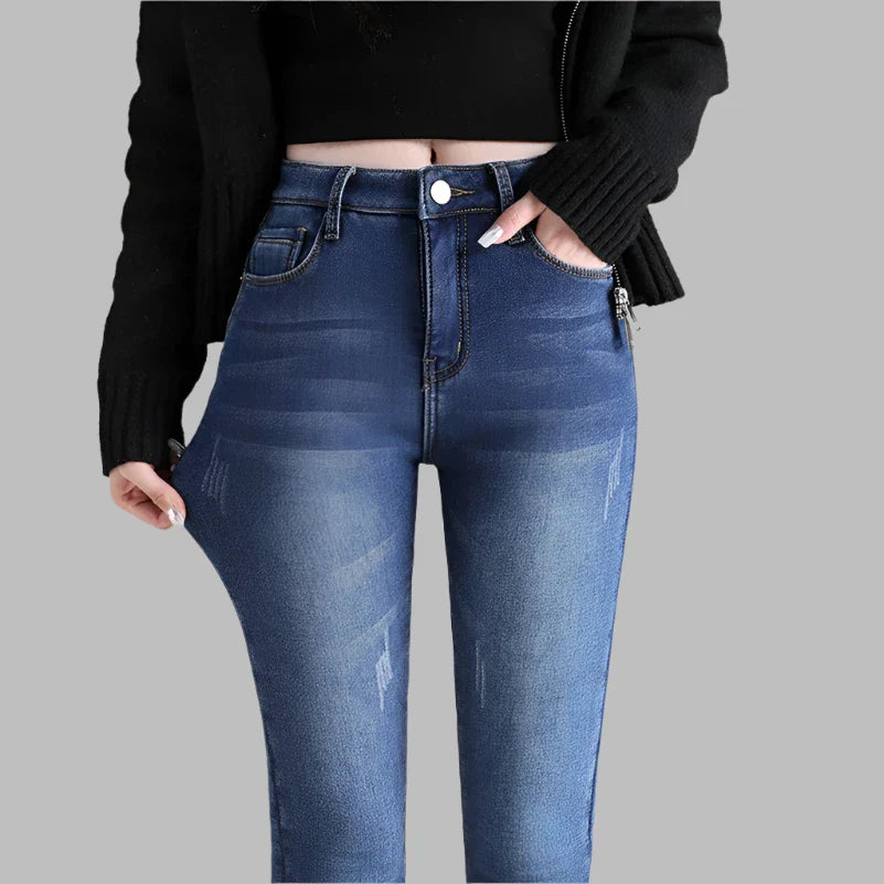 Dames verwarmde jeans voor de winter