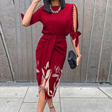 Elegante dames midi jurk met decoratieve mouwen