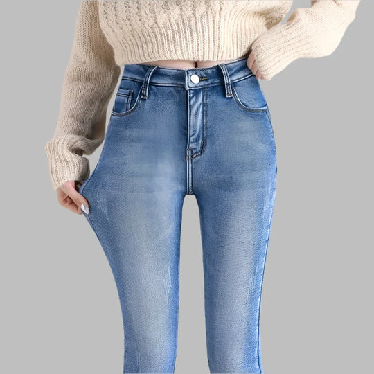 Dames verwarmde jeans voor de winter