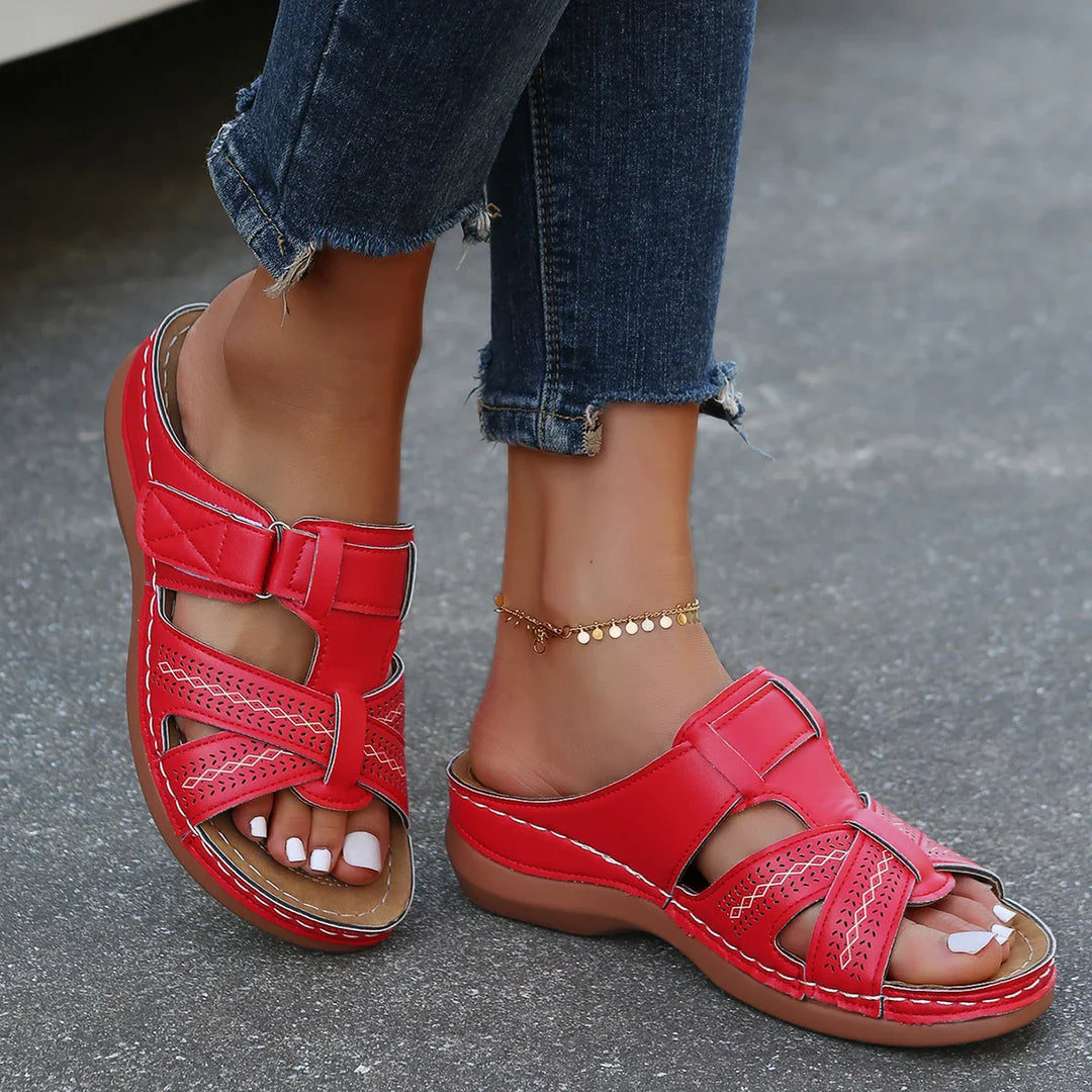 Comfortabele orthopedische dames sandalen met verstelbare banden
