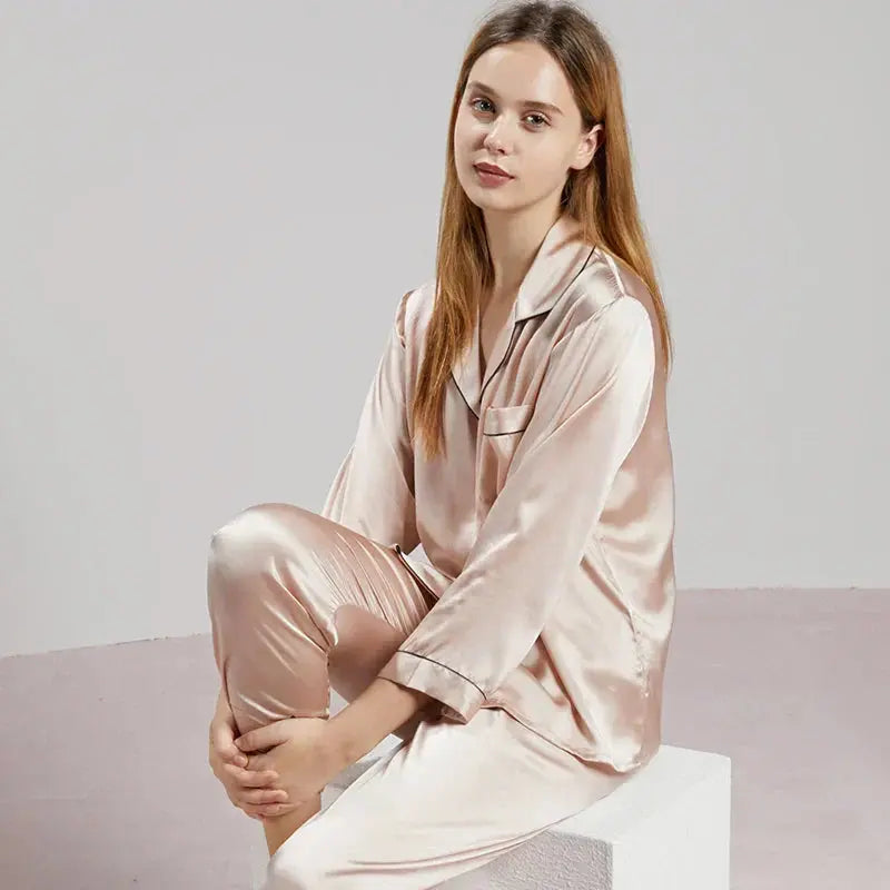 Amabel - Luxe Satijnen Afwerking Dames Pyjama's