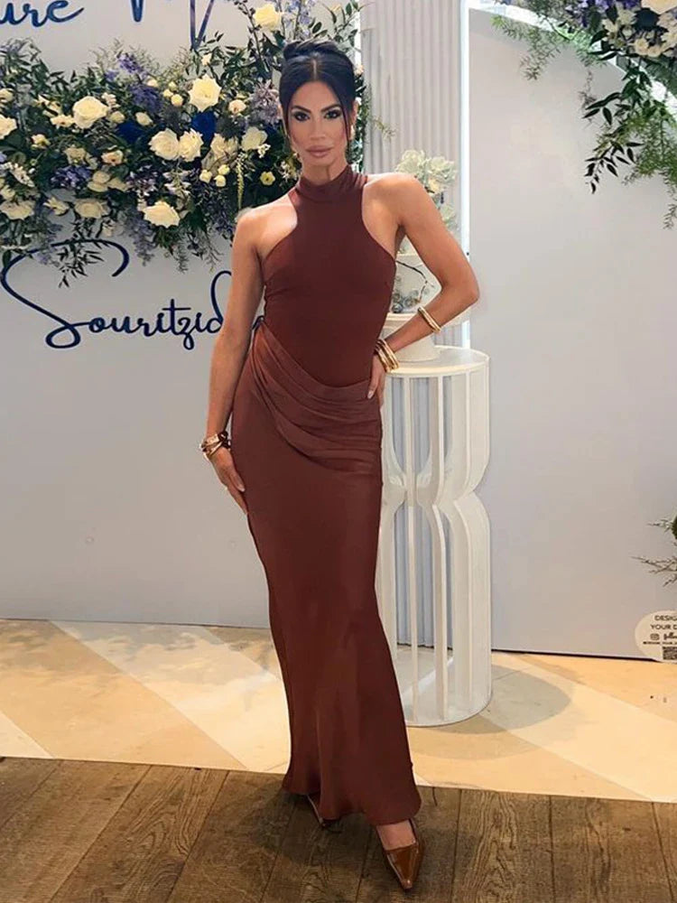 Elegante avondjurk met blote rug