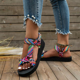 Kleurige dames sandalen in etnische stijl