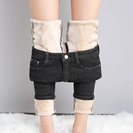 Dames verwarmde jeans voor de winter