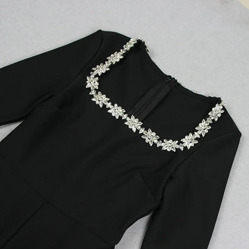 Lunette | Jumpsuit met Nekdetail | Elegant & Modern