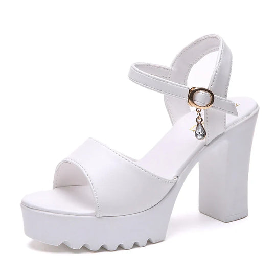 Elegante dames sandalen met hoge hak en decoratieve gesp