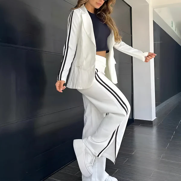 Leah – Elegant Blazerset met Nonchalante Flair
