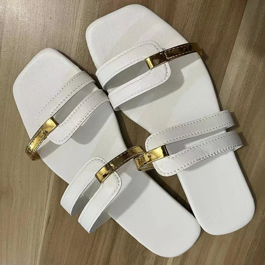 Stijlvolle dames sandalen met metalen gespen