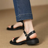 Stijlvolle Dames Sandalen met Lage Hak en Band