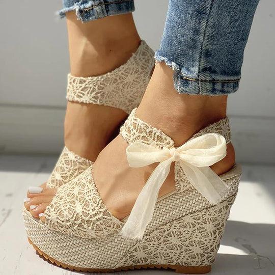 Dames Sandalen met Sleehak en Kant en Veters