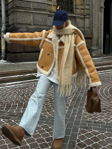 Dames Korte Oversized Winterjas met Contrasterende Afwerking | Modieuze Statement Jas