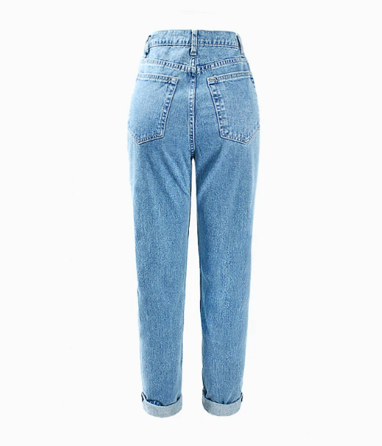 Klassieke dames lichte jeans met opgerolde pijpen