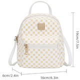 Kleine elegante damesrugzak met een trendy patroon