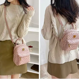 Kleine elegante damesrugzak met een trendy patroon
