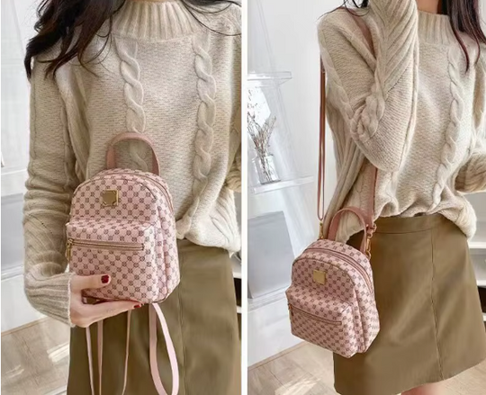 Kleine elegante damesrugzak met een trendy patroon