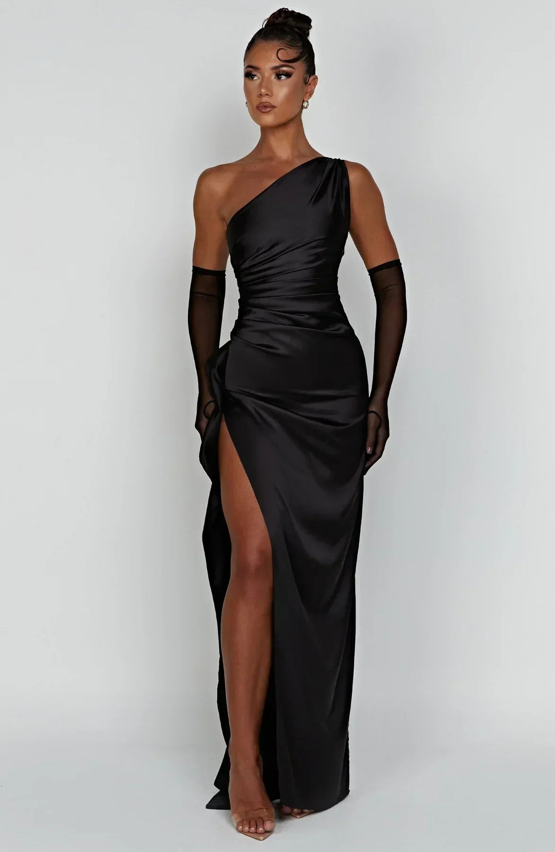 Elara - Luxe Satijnen One-Shoulder Splitjurk
