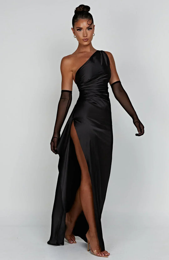 Elara - Luxe Satijnen One-Shoulder Splitjurk