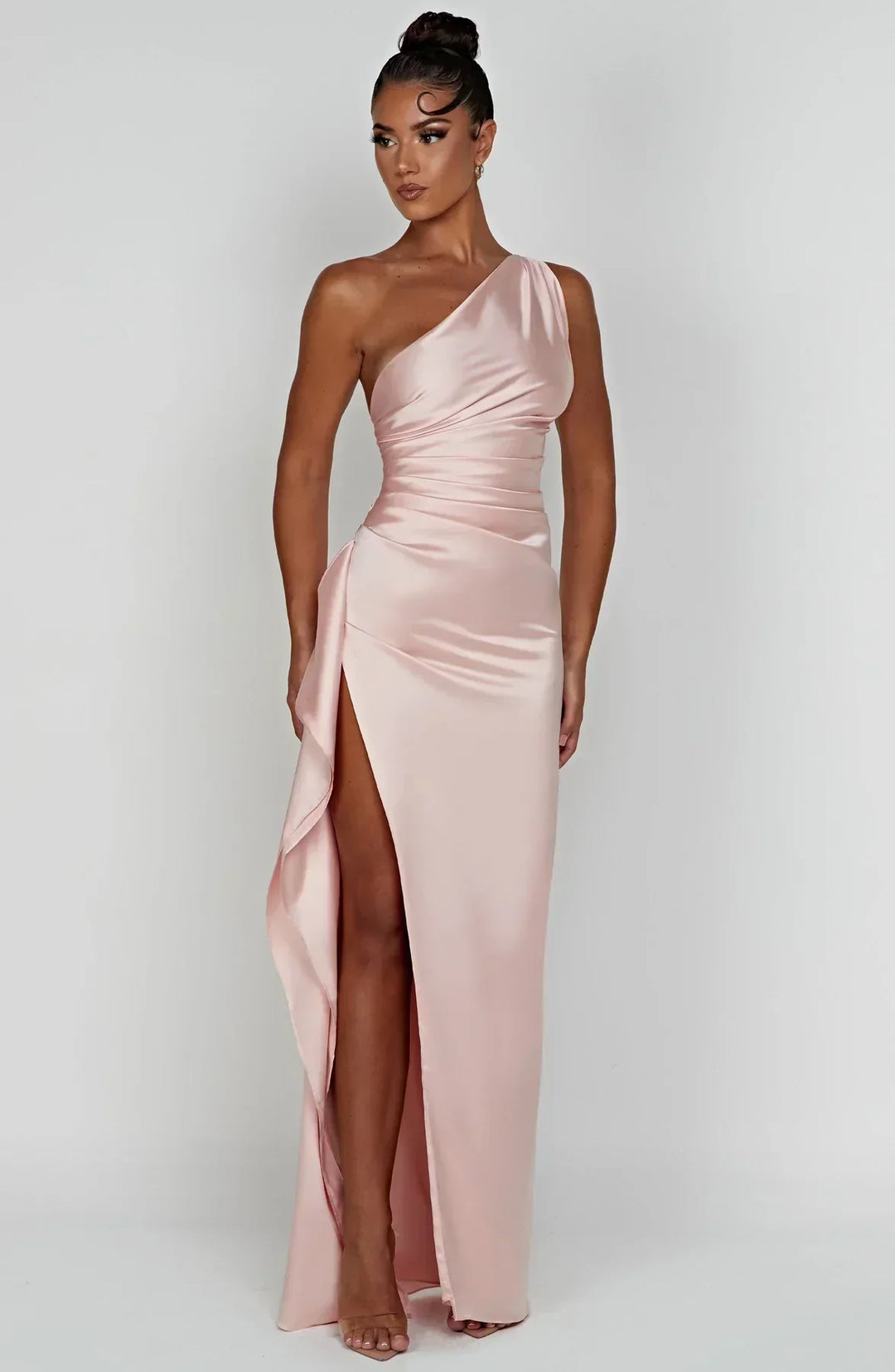 Elara - Luxe Satijnen One-Shoulder Splitjurk